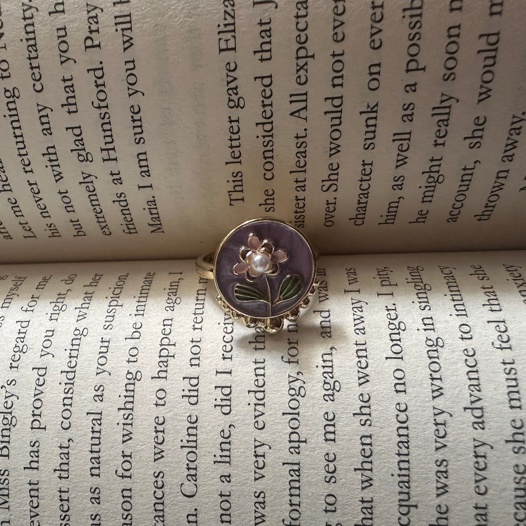Vintage Floral Enamel Ring